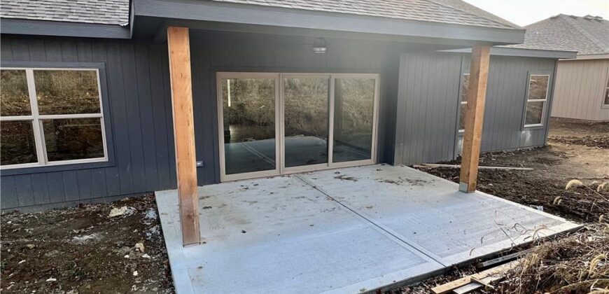 1318 Kristie Circle, Excelsior Springs, MO 64024