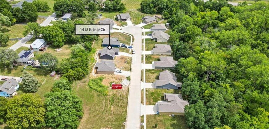 1318 Kristie Circle, Excelsior Springs, MO 64024