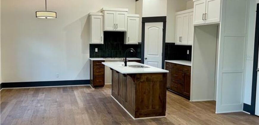 1318 Kristie Circle, Excelsior Springs, MO 64024