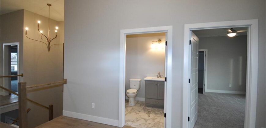 8312 NE 76th Terrace, Kansas City, MO 64158