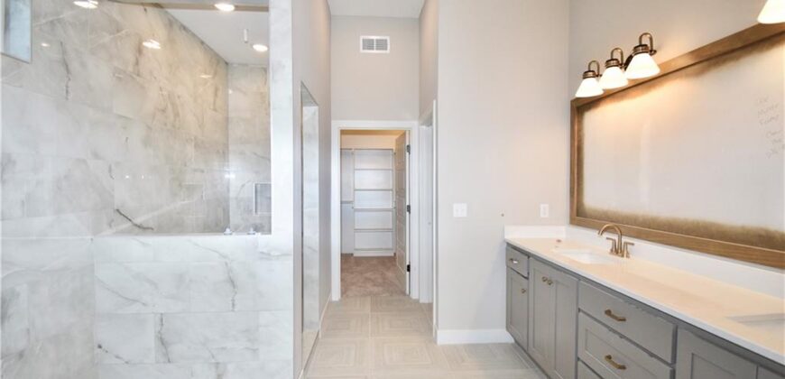 8312 NE 76th Terrace, Kansas City, MO 64158