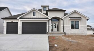 8312 NE 76th Terrace, Kansas City, MO 64158