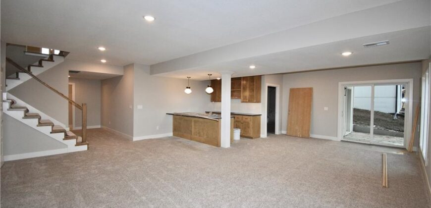 8312 NE 76th Terrace, Kansas City, MO 64158