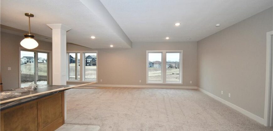 8312 NE 76th Terrace, Kansas City, MO 64158