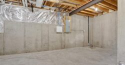 13715 NW 70th Street, Parkville, MO 64152