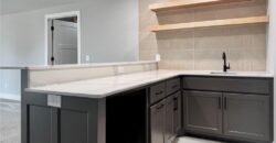 5888 NW Black Oak Court, Parkville, MO 64152