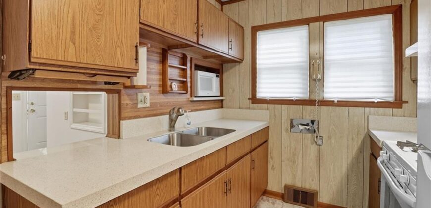 2935 NE Walnut Road, Avondale, MO 64117