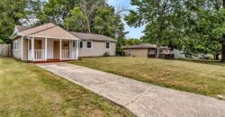 810 NE 62nd Street, Gladstone, MO 64118