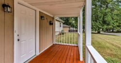 810 NE 62nd Street, Gladstone, MO 64118