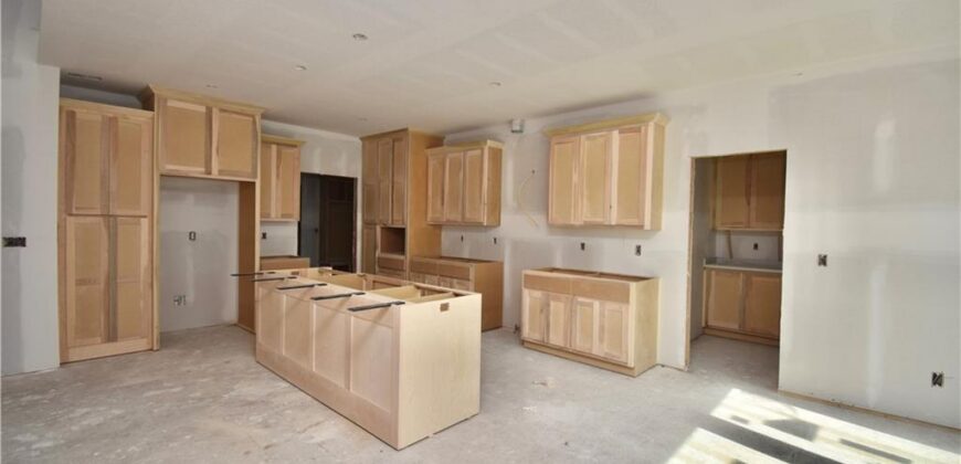 8003 NE 77th Street, Kansas City, MO 64158