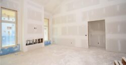 8003 NE 77th Street, Kansas City, MO 64158