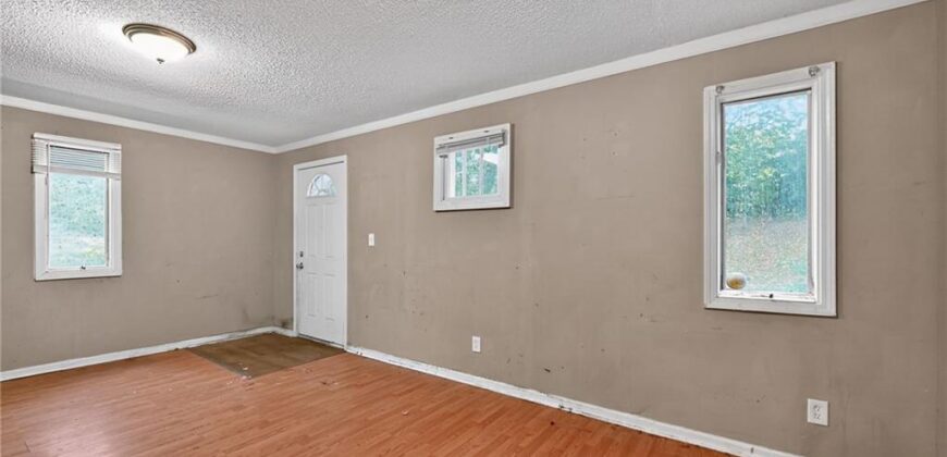 4501 N Olive Street, Kansas City, MO 64116