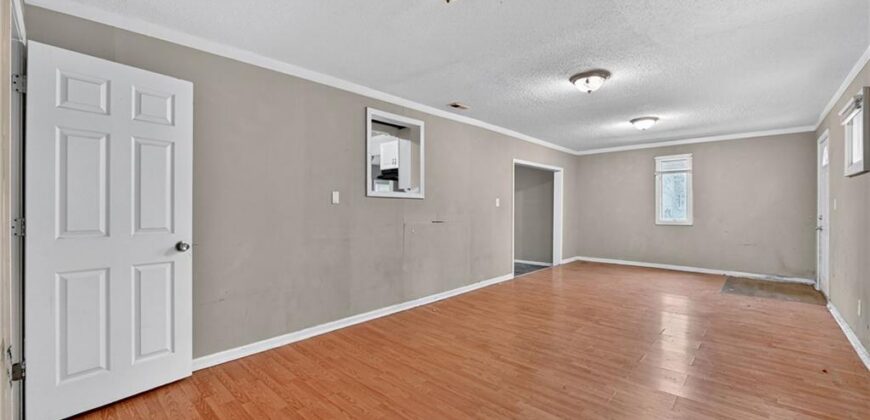 4501 N Olive Street, Kansas City, MO 64116