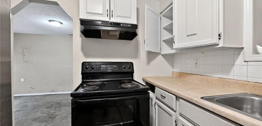 4501 N Olive Street, Kansas City, MO 64116