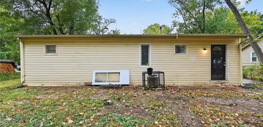 4501 N Olive Street, Kansas City, MO 64116