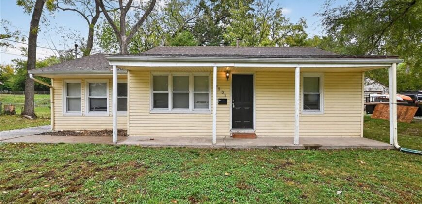 4501 N Olive Street, Kansas City, MO 64116