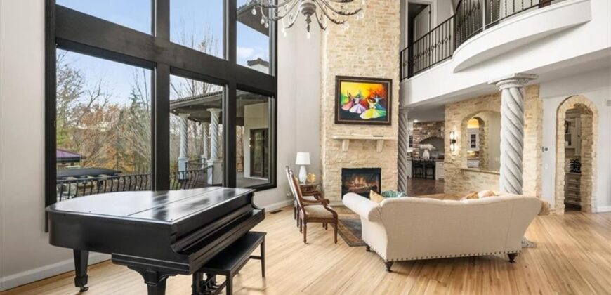 8519 N Sycamore Avenue, Kansas City, MO 64157