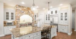 8519 N Sycamore Avenue, Kansas City, MO 64157