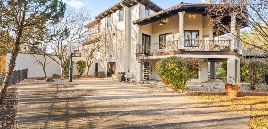8519 N Sycamore Avenue, Kansas City, MO 64157