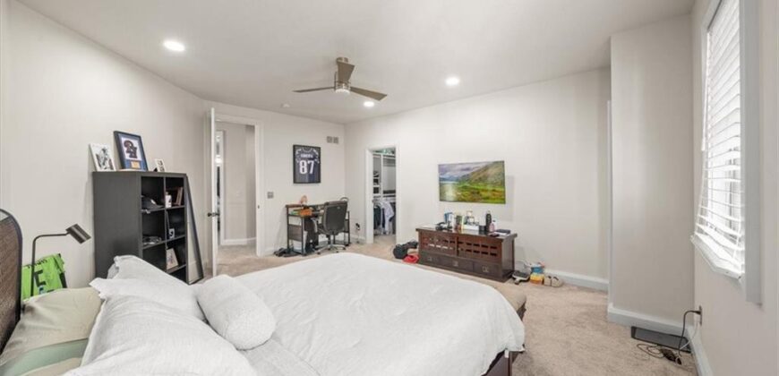 8519 N Sycamore Avenue, Kansas City, MO 64157