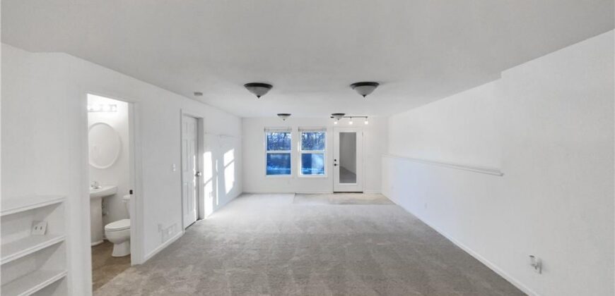 12202 N Highland Avenue, Kansas City, MO 64165