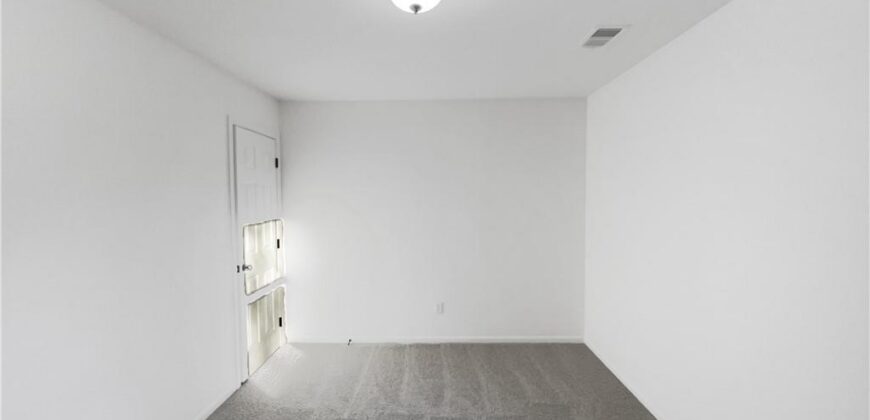 12202 N Highland Avenue, Kansas City, MO 64165