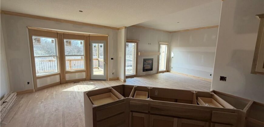 623 E 13th Street, Kearney, MO 64060