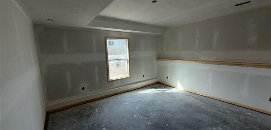 623 E 13th Street, Kearney, MO 64060