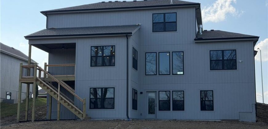 10515 N Liberty Street, Kansas City, MO 64155