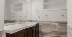 419 NW North Shore Drive, Lake Waukomis, MO 64151