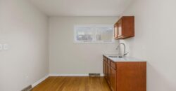 419 NW North Shore Drive, Lake Waukomis, MO 64151