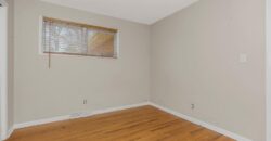 419 NW North Shore Drive, Lake Waukomis, MO 64151
