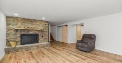 419 NW North Shore Drive, Lake Waukomis, MO 64151