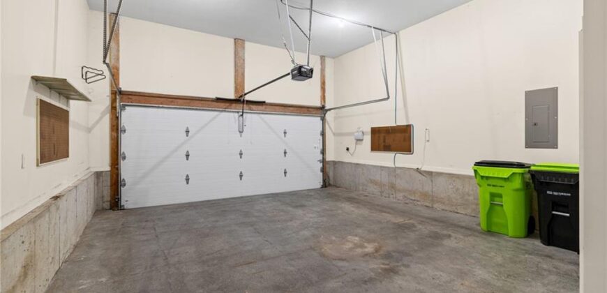 407 E 30th Avenue, North Kansas City, MO 64116