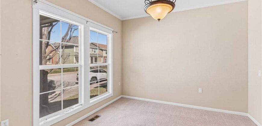 407 E 30th Avenue, North Kansas City, MO 64116