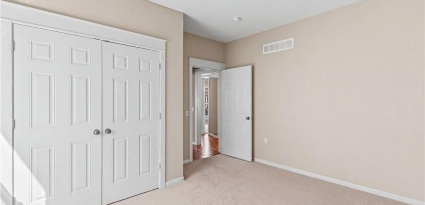407 E 30th Avenue, North Kansas City, MO 64116