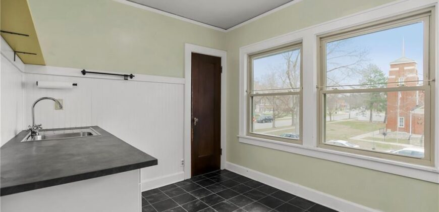 2120 Gentry Street, North Kansas City, MO 64116