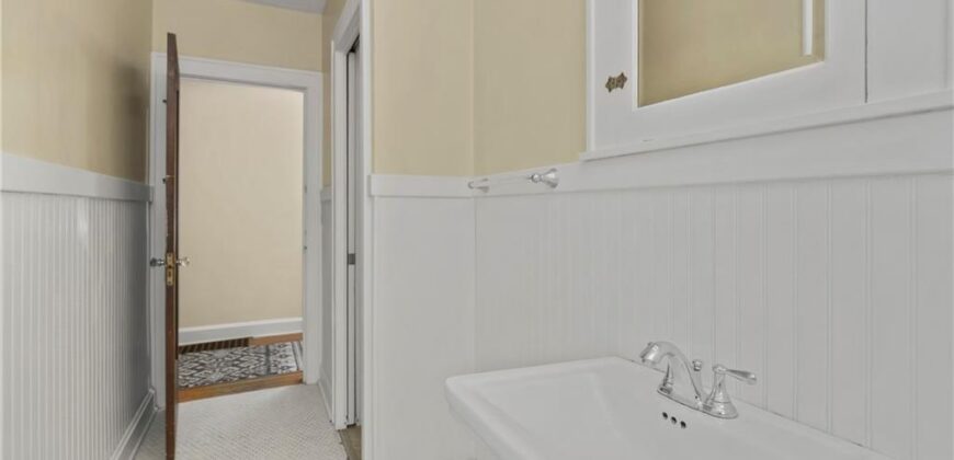 2120 Gentry Street, North Kansas City, MO 64116