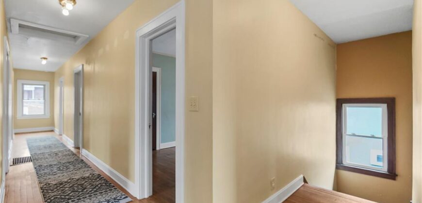 2120 Gentry Street, North Kansas City, MO 64116