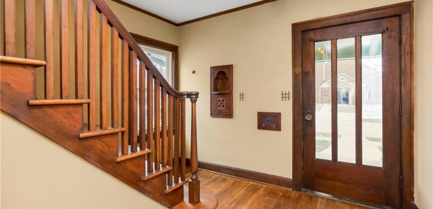 2120 Gentry Street, North Kansas City, MO 64116