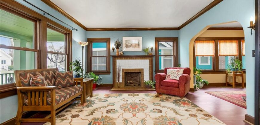 2120 Gentry Street, North Kansas City, MO 64116