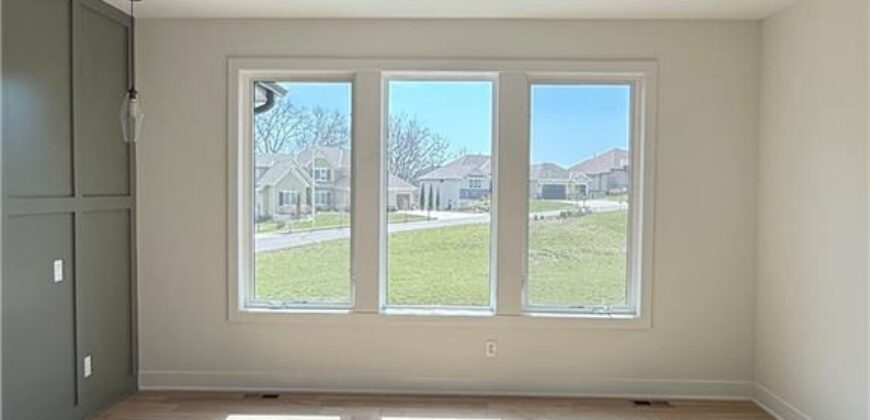 7735 N DONNELLY Avenue, Kansas City, MO 64158