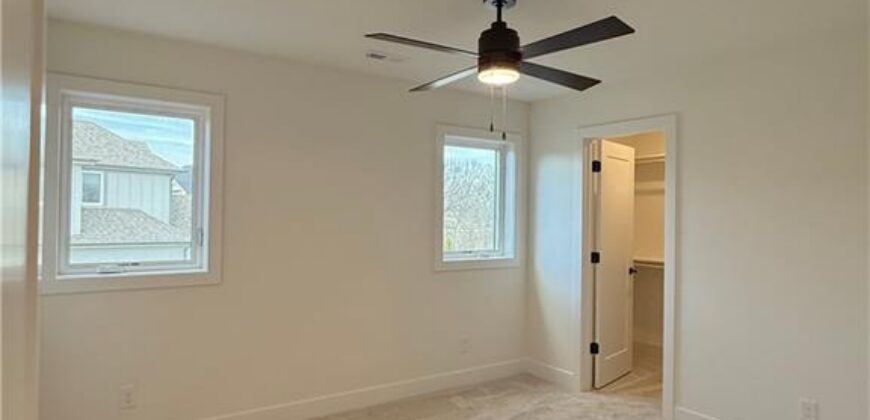 7735 N DONNELLY Avenue, Kansas City, MO 64158