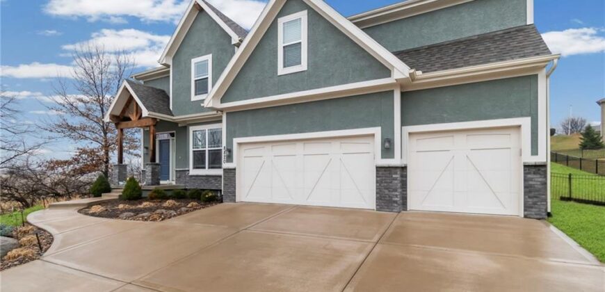8820 NE 94th Street, Kansas City, MO 64157