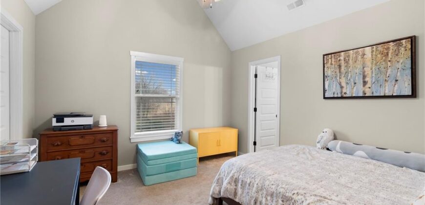 8820 NE 94th Street, Kansas City, MO 64157