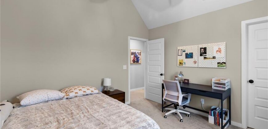 8820 NE 94th Street, Kansas City, MO 64157