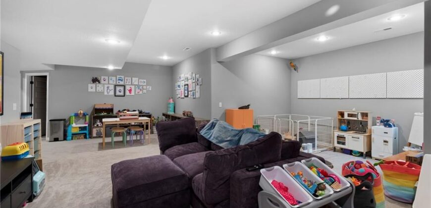 8820 NE 94th Street, Kansas City, MO 64157