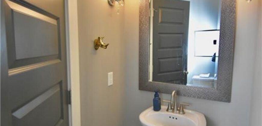8218 NE 90th Street, Kansas City, MO 64157