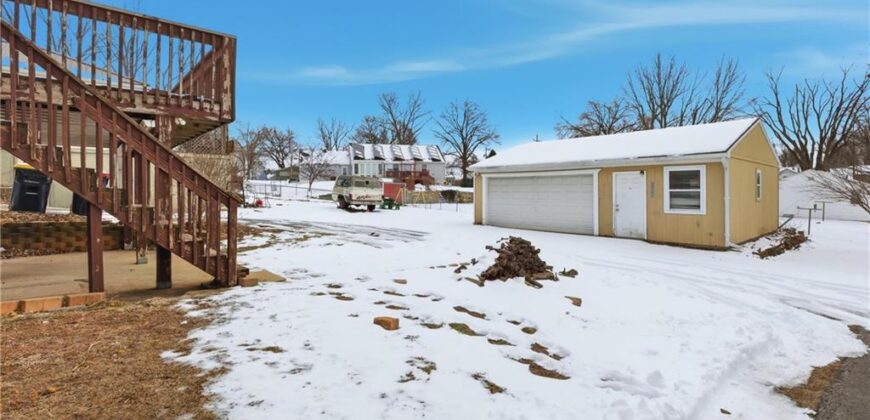 899 Williams Street, Excelsior Springs, MO 64024
