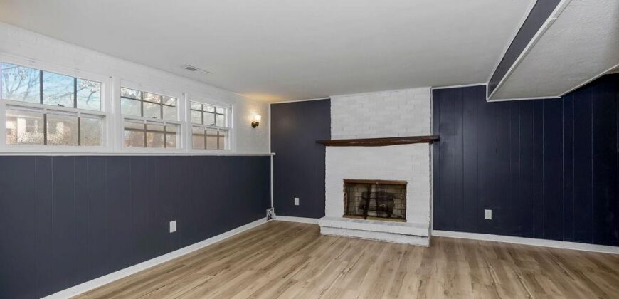 4301 NW 51st Street, Kansas City, MO 64151